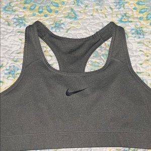 Nike Sports Bra, Large, Gray